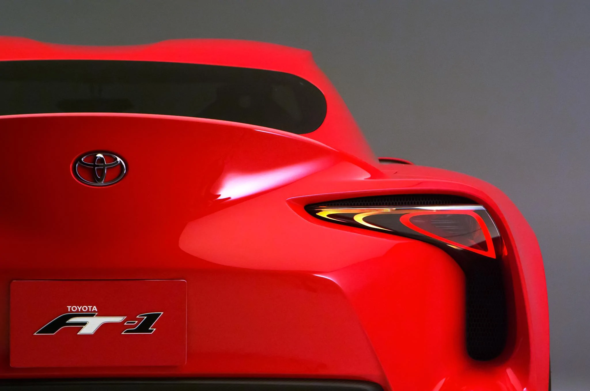 Toyota-FT-1-Concept-trunk-detail-view.webp