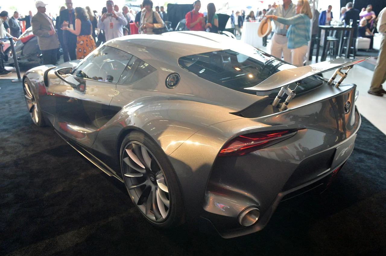 04-toyota-ft-1-monterey-2014-1.webp