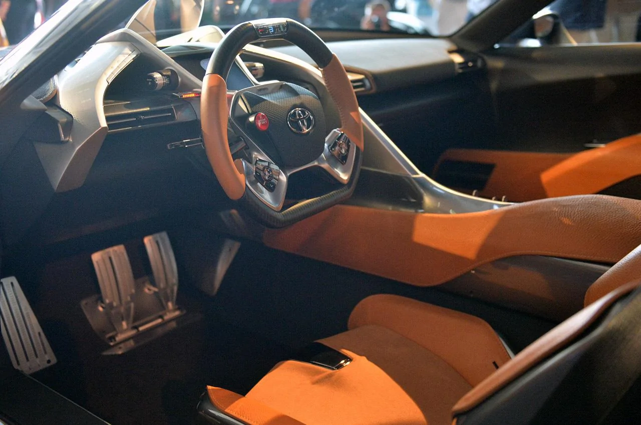 12-toyota-ft-1-monterey-2014-1.webp