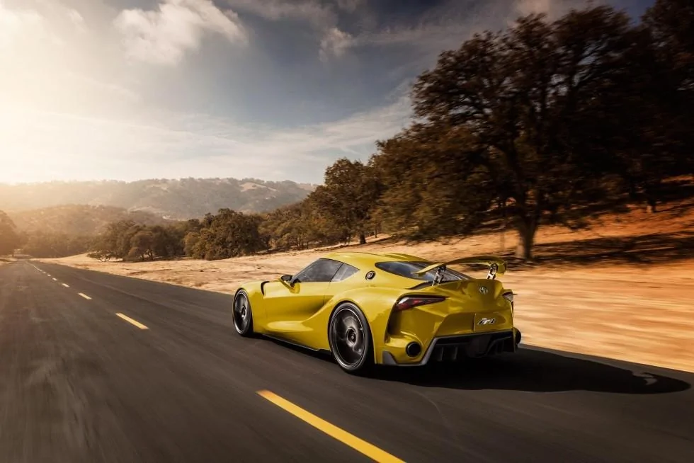 wall_7369_53fe37f37e53e.webp