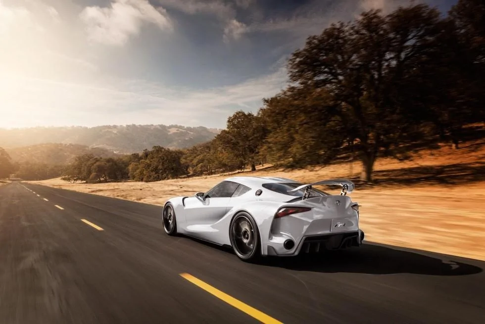 wall_7369_53fe39c217e94.webp