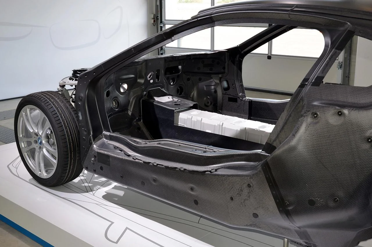 342014bmwi8pfd-1.webp