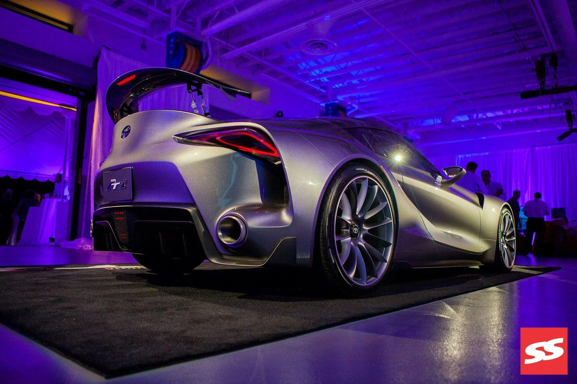 toyota-ft1-concept-pebble-beach-rear-diffuser-08.webp