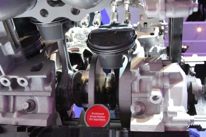 ford-booth-naias-2015-flat-plane-crank-5.2l-v8--6-.webp