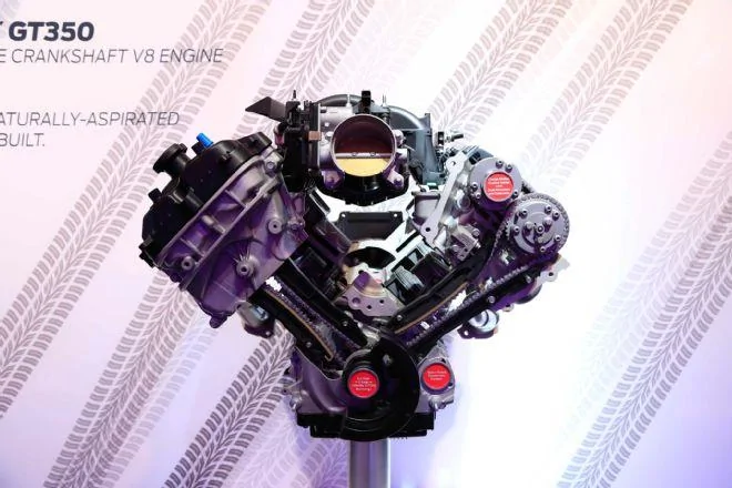 ford-flat-plane-crank-5.2l-v8--2-.webp