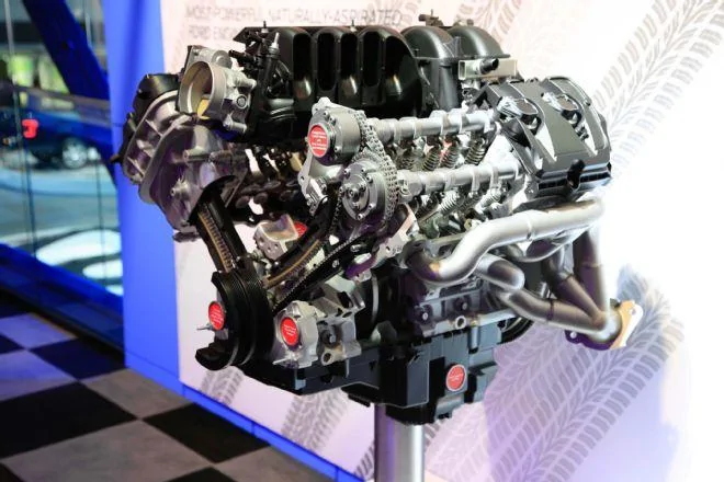 ford-flat-plane-crank-5.2l-v8--3-.webp
