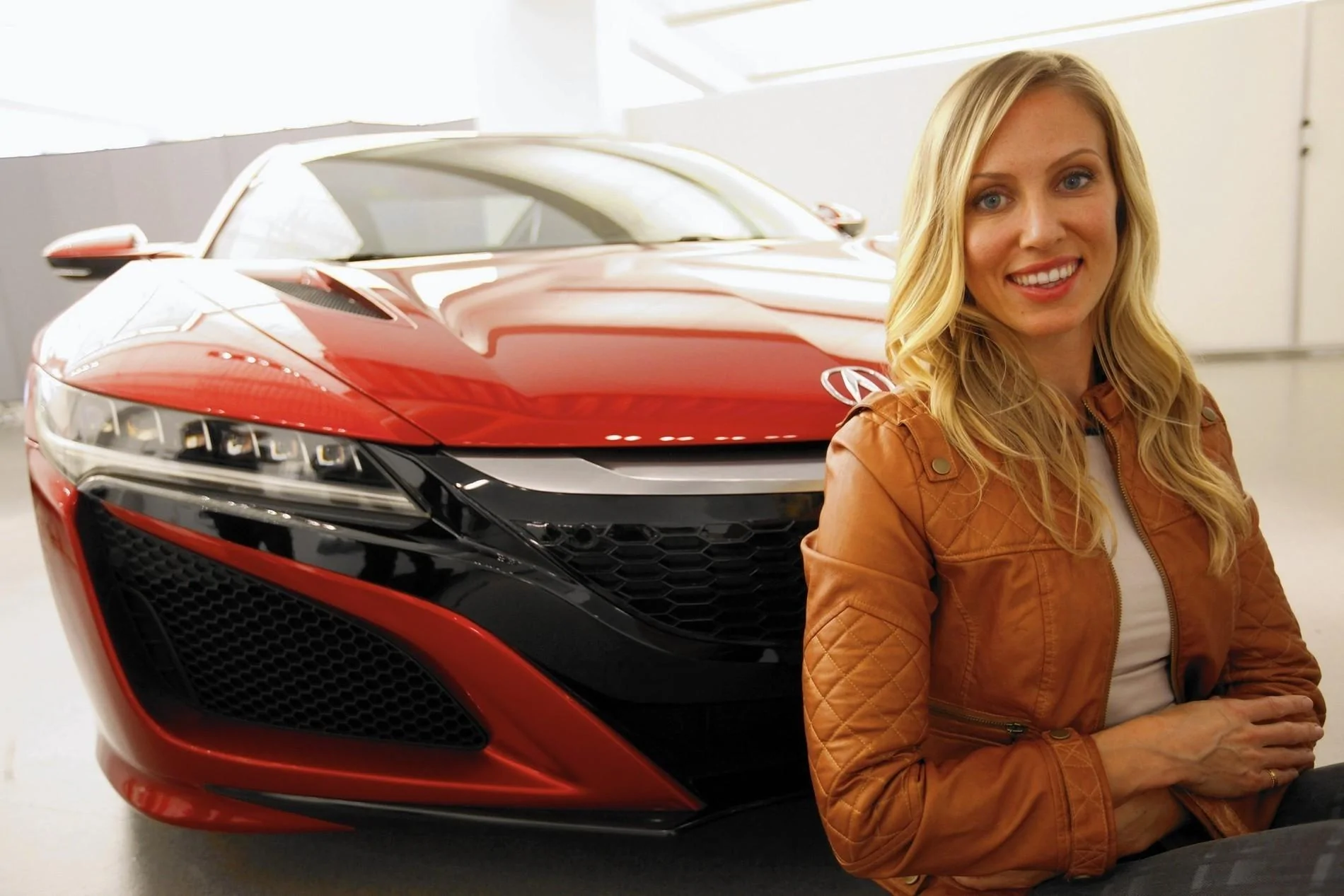 la-fi-0111-hy-nsx-designer-20150111.webp