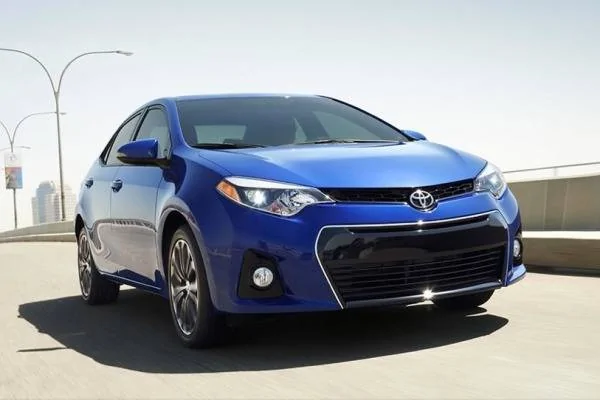 2015_toyota_corolla_f34_carnews_91914_600.webp