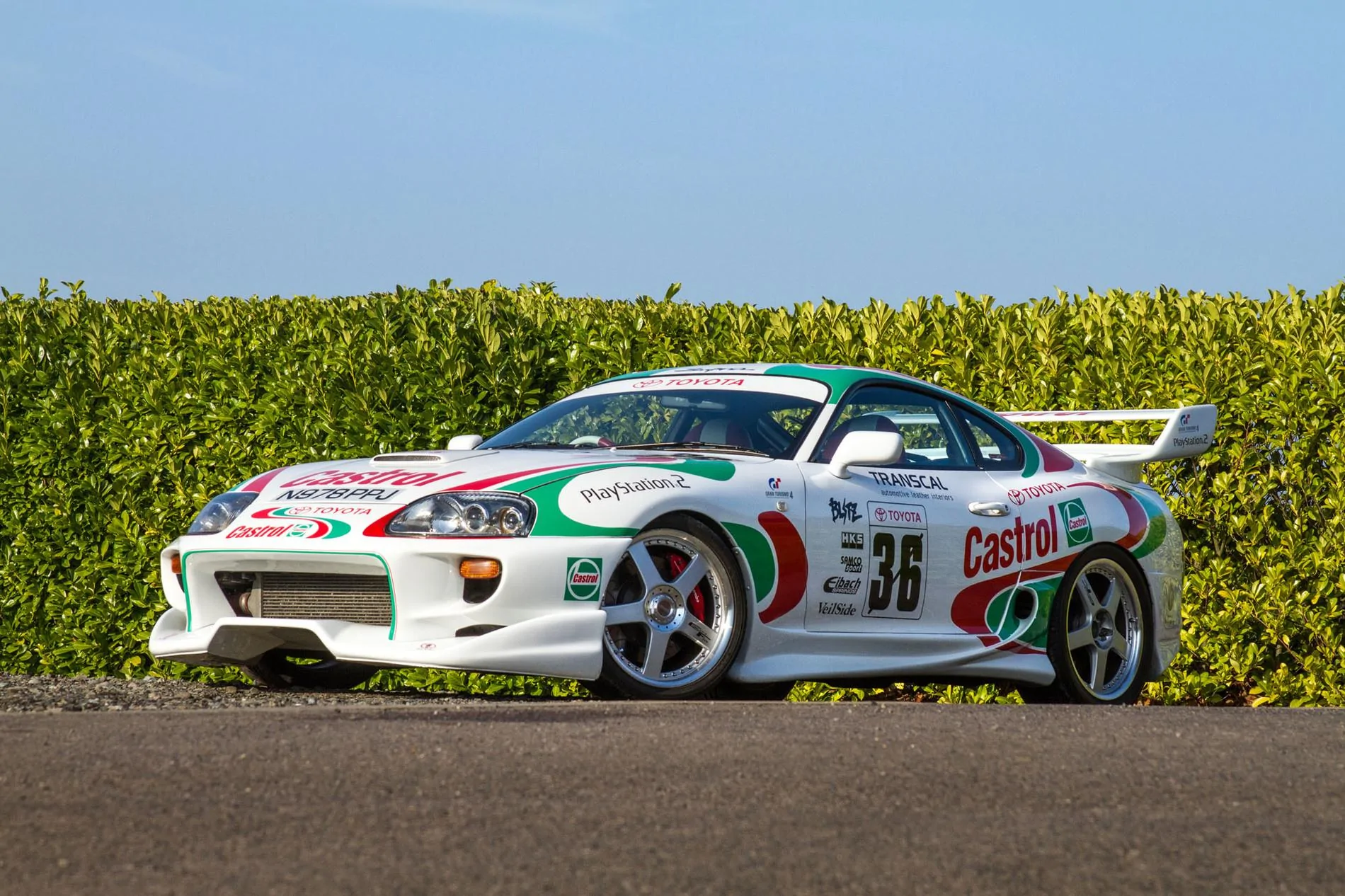 Toyota-Supra-Red-Nose-Day-2015-4.webp