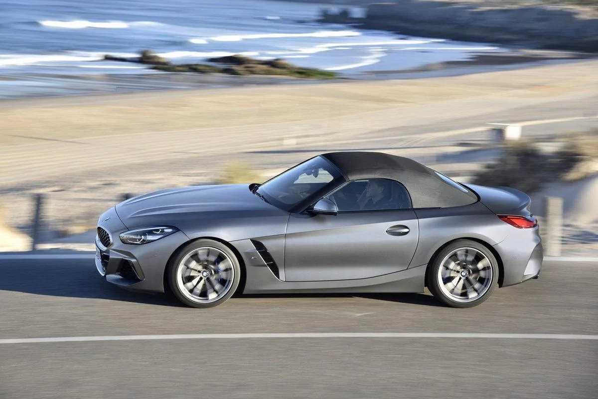 BMWZ415.webp