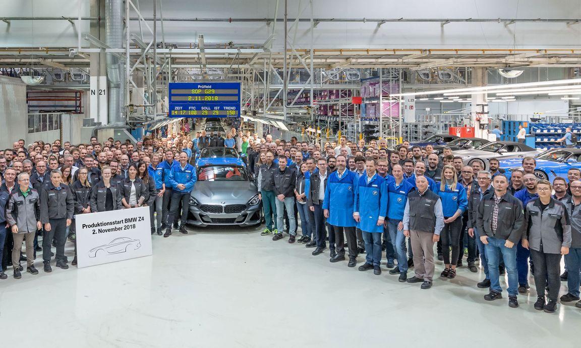 BMW_Z4_G29-Magna-Steyr.jpg