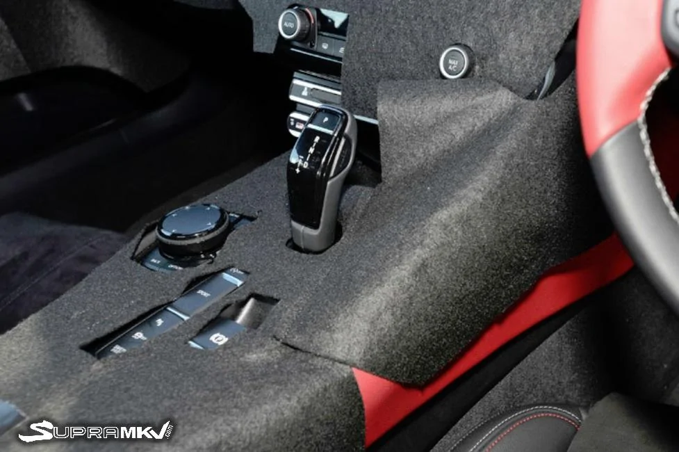 interior01.webp