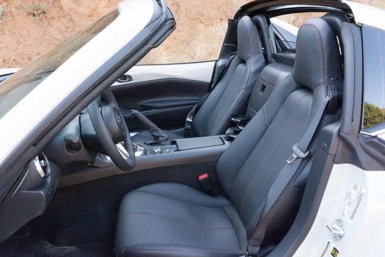 2019-Mazda-MX-5-Miata-RF-Arctic-White-seats-768x512.webp