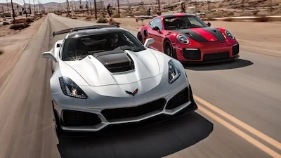 2019-Chevrolet-Corvette-ZR1-2018-Porsche-911-GT2-RS-3.webp