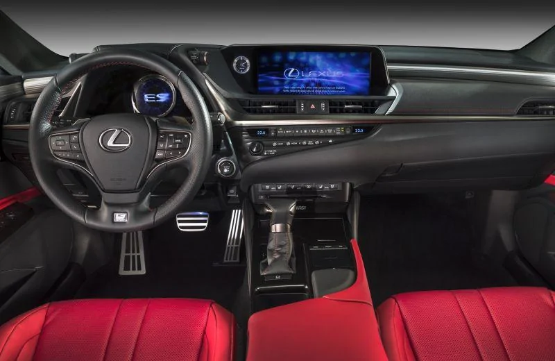 2018-lexus_es350-19.webp