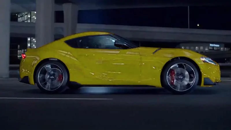 side_yellow.webp