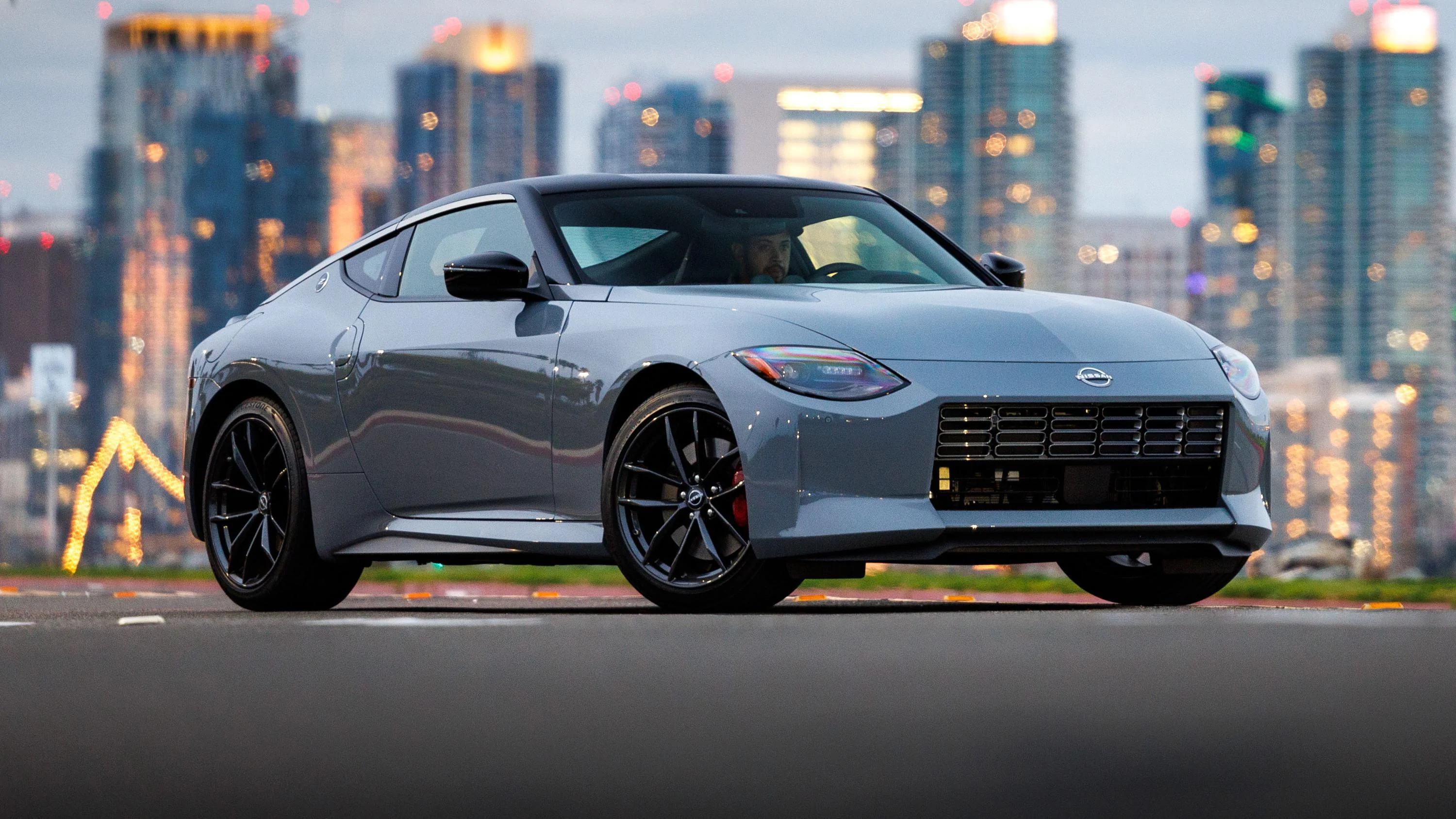 2023%20Nissan%20Z_Boulder%20Gray-29.webp