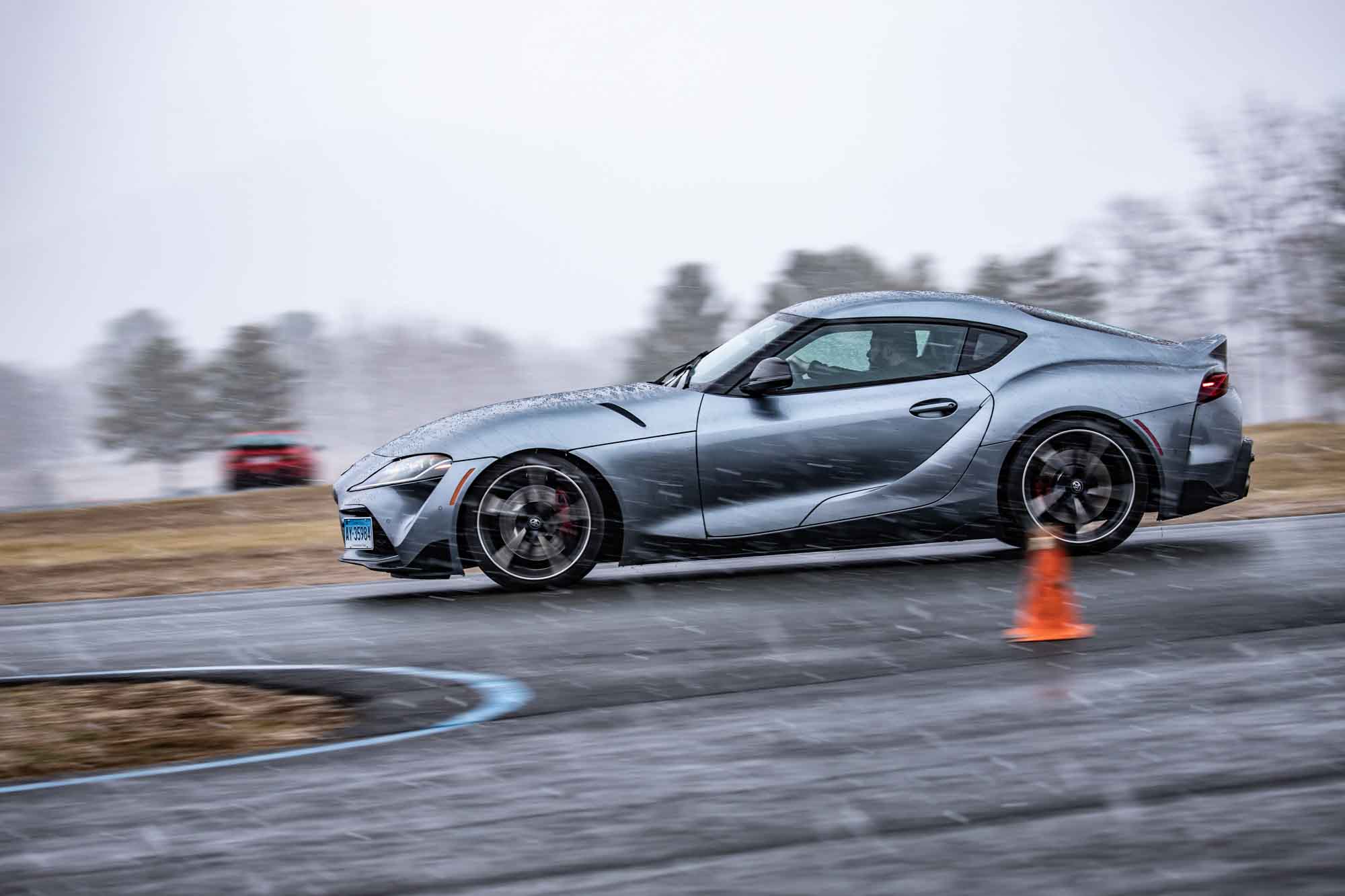 Toyota-Supra-25.jpg