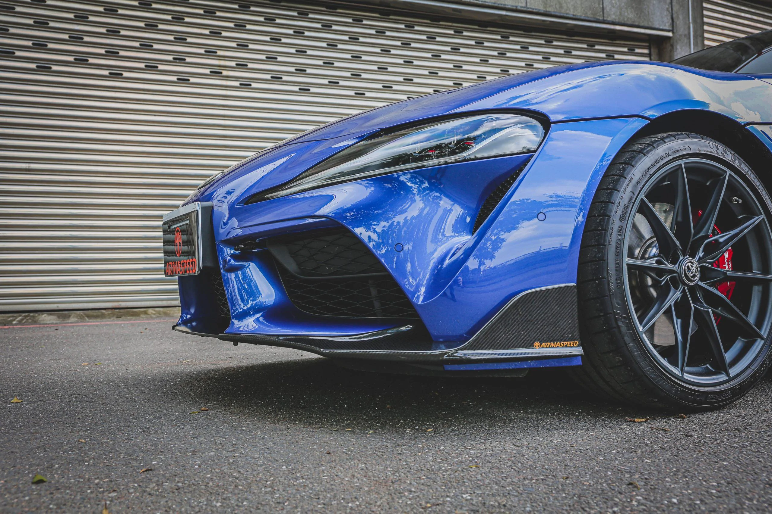 K5-ARMASPEED-AERODYNAMIC-KIT-FRONT-SPLITERS-scaled.webp