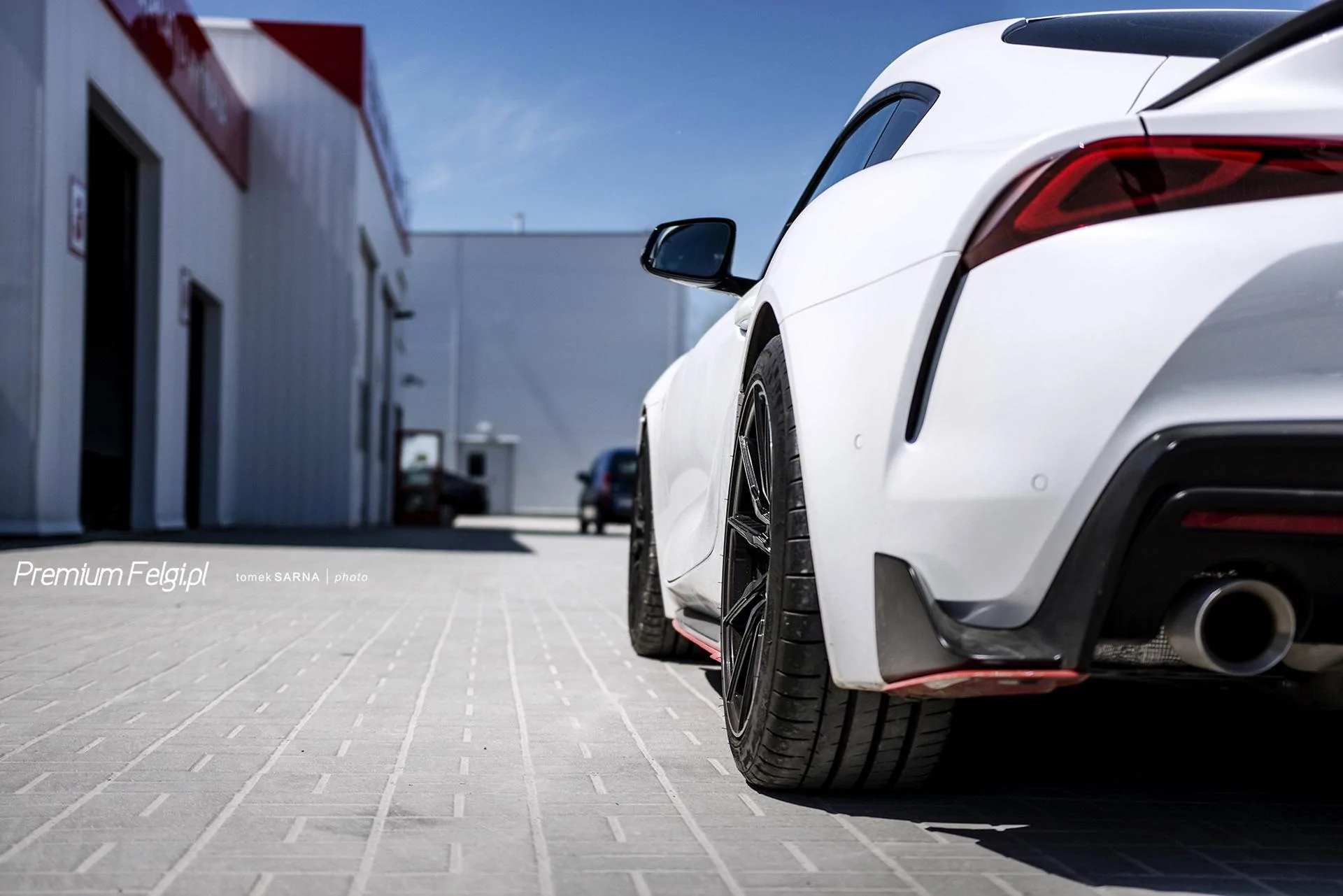 Toyota_Supra_GR_Concaver_CVR4_Double_Tinted_Black_wheels_rims_felgi_07.webp