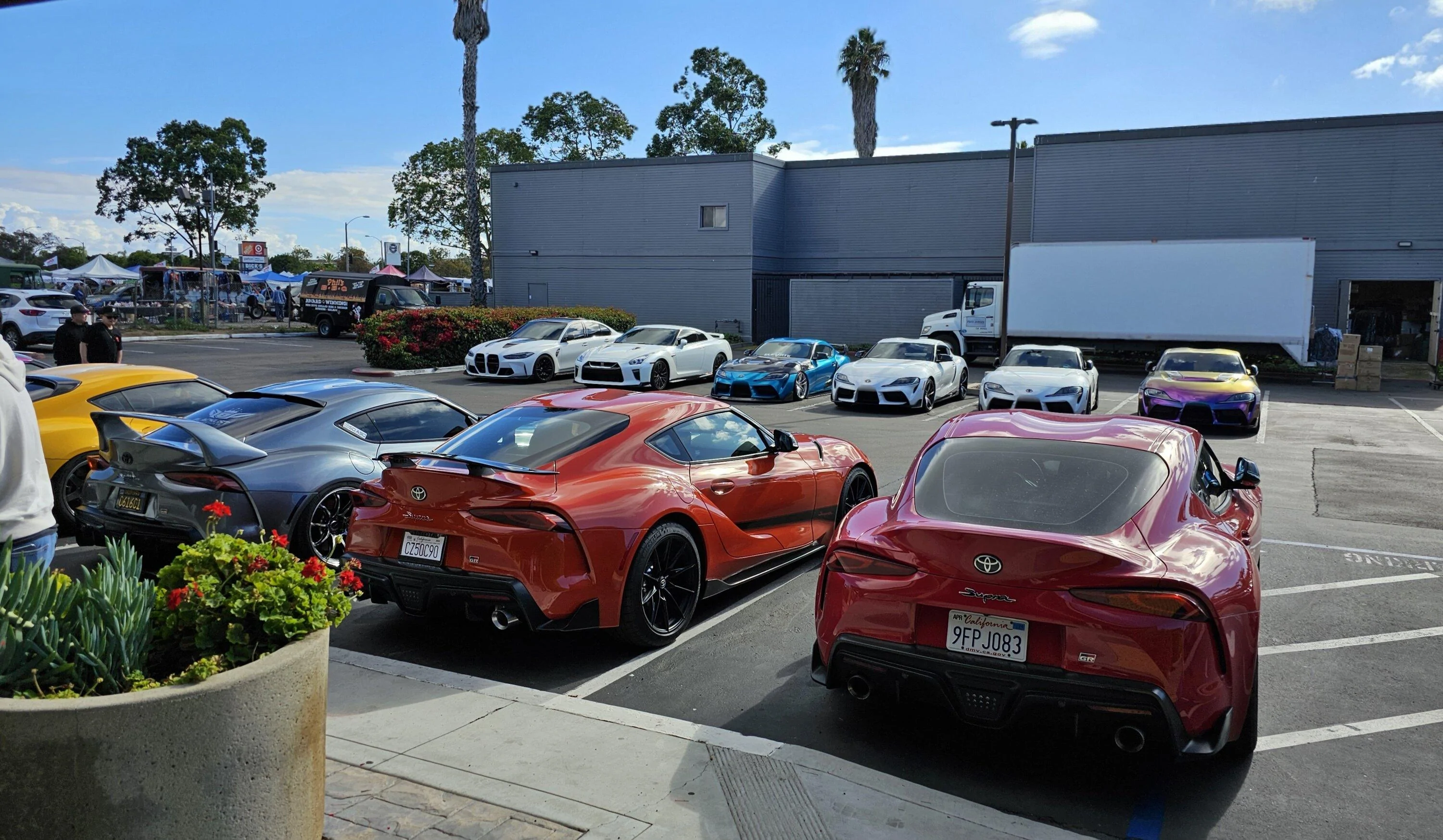 PhilsBarbeque_11_18_23D.webp
