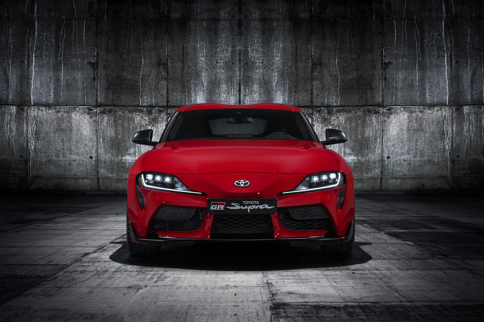 toyota-supra-red-studio-006-489029.jpg