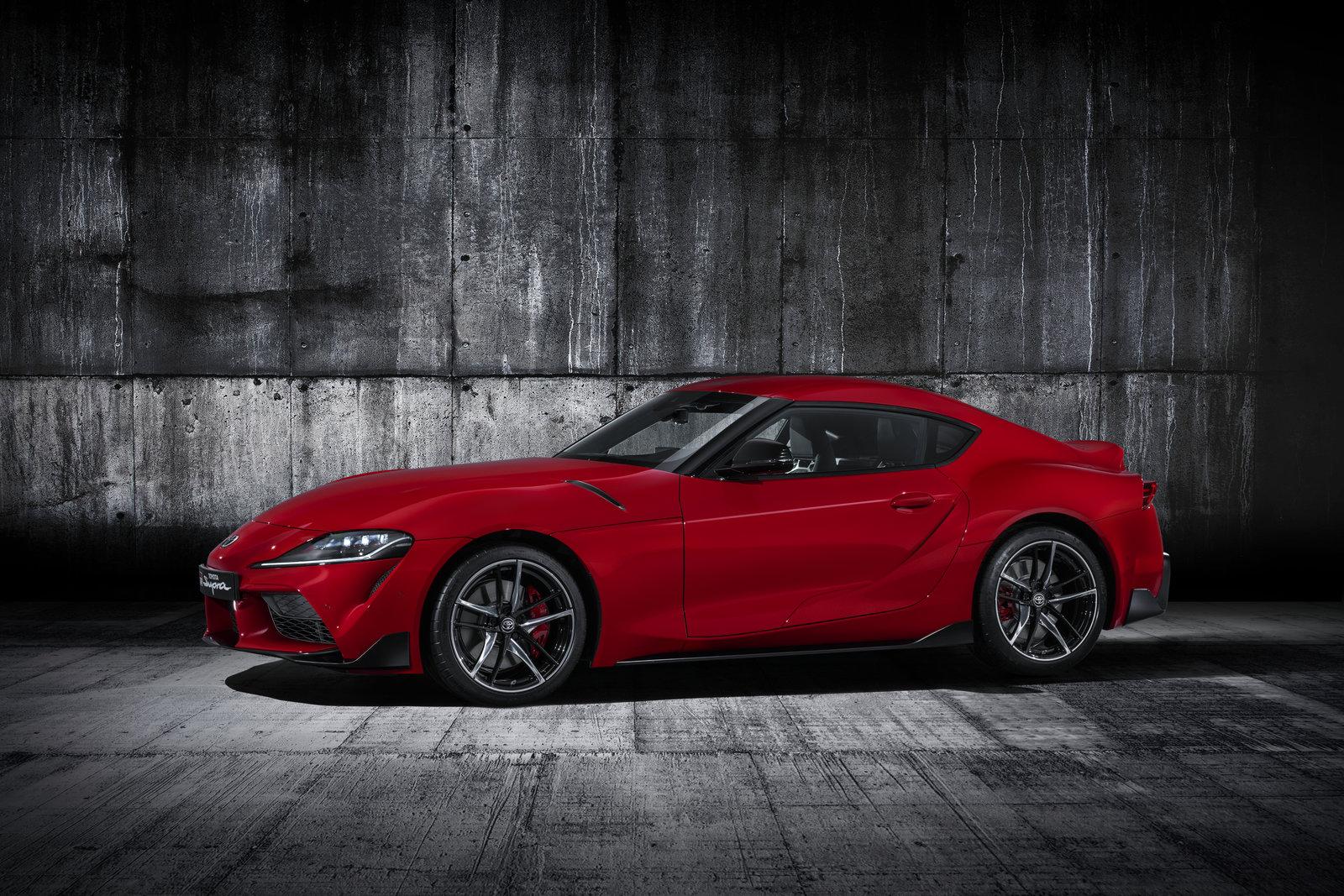 toyota-supra-red-studio-002-506197.jpg