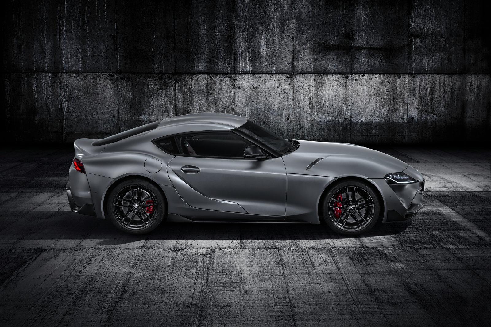 toyota-supra-grey-studio-008-351281.jpg