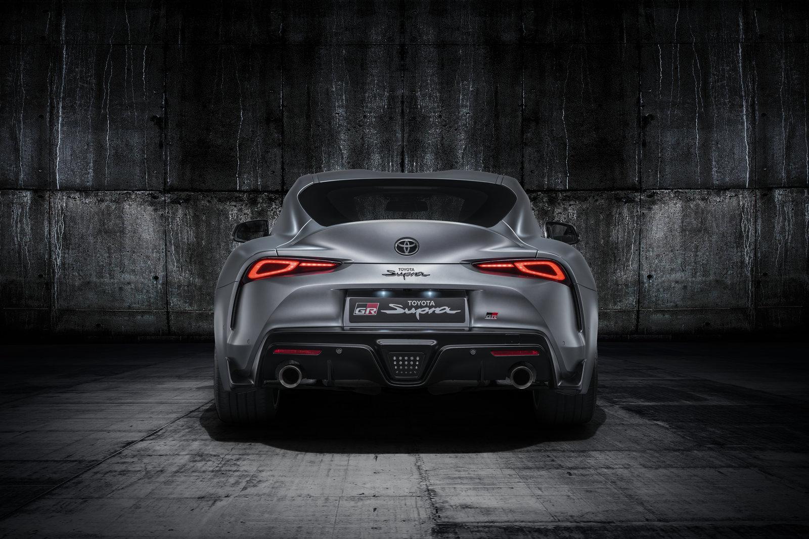 toyota-supra-grey-studio-006-119004.jpg