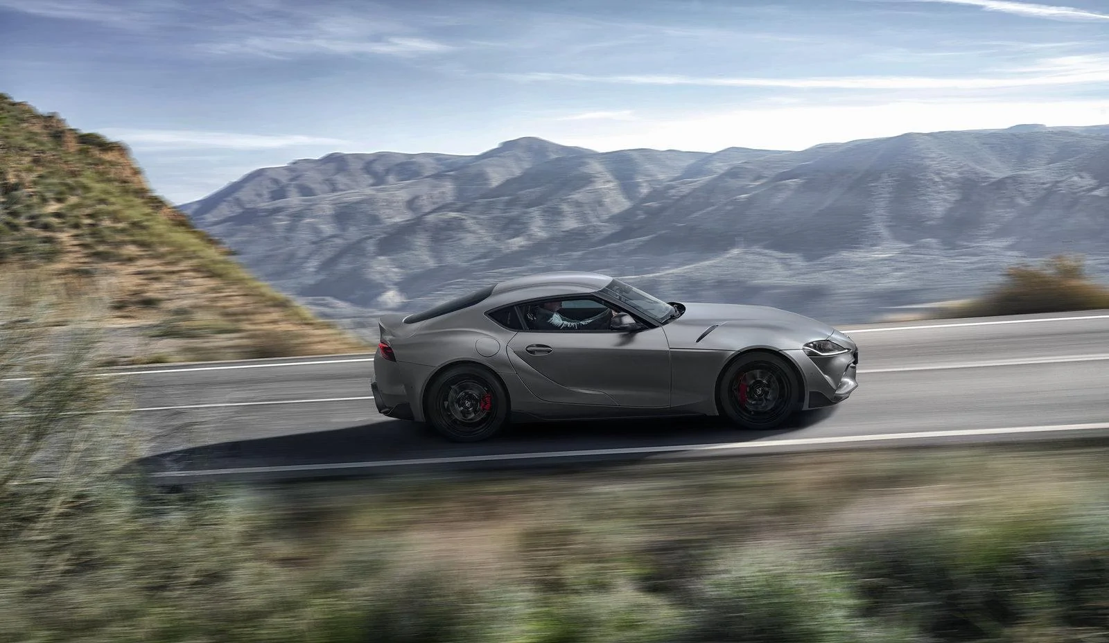 toyota-supra-grey-location-006-628751.webp