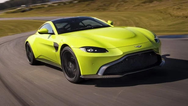 2018-aston-martin-vantage-2.webp