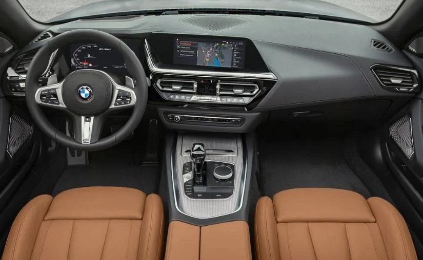 2019-BMW-Z4-Interior.webp