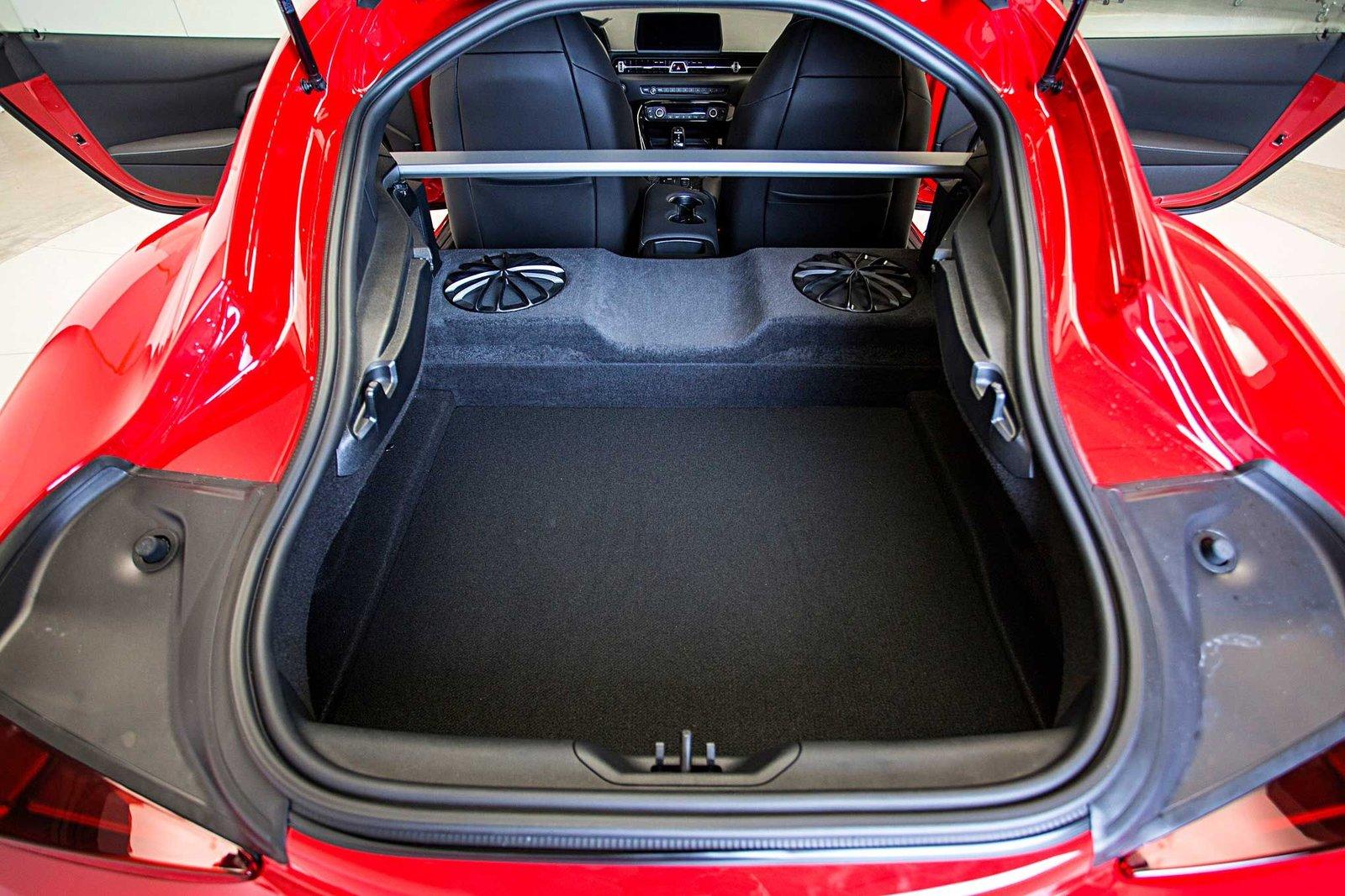 2020-toyota-supra-trunk.jpg