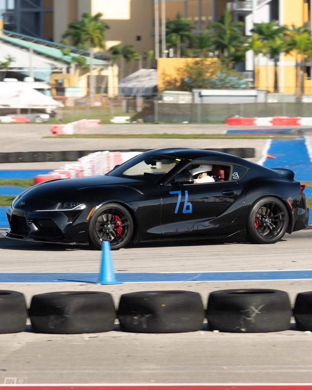 autox2.webp