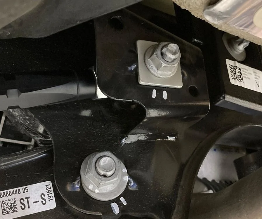 supra-toe-link-install1~2.jpg