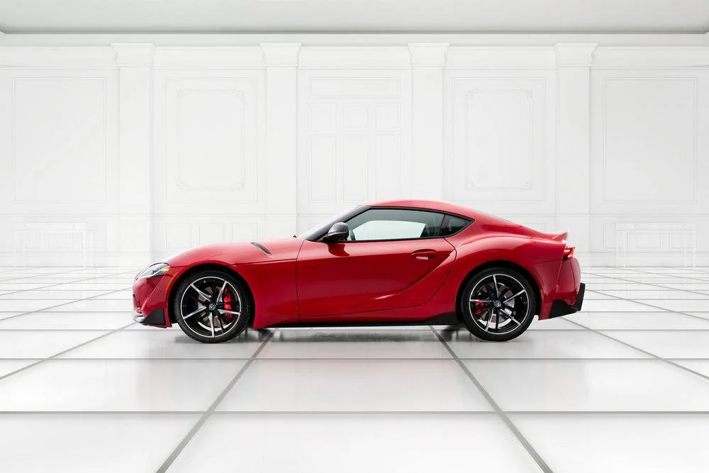 supra-web-whiteroom1.webp