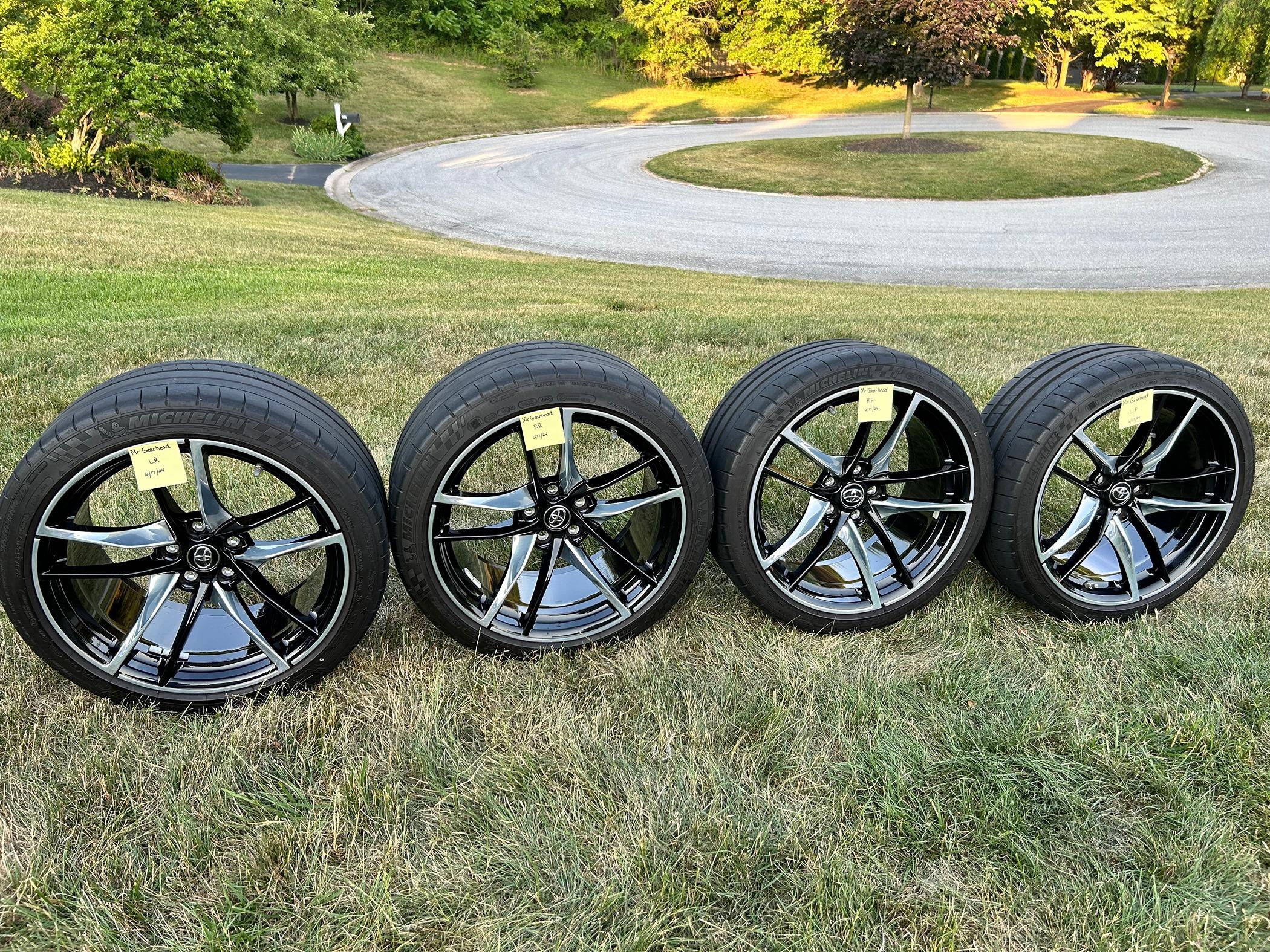 all four supra.jpg