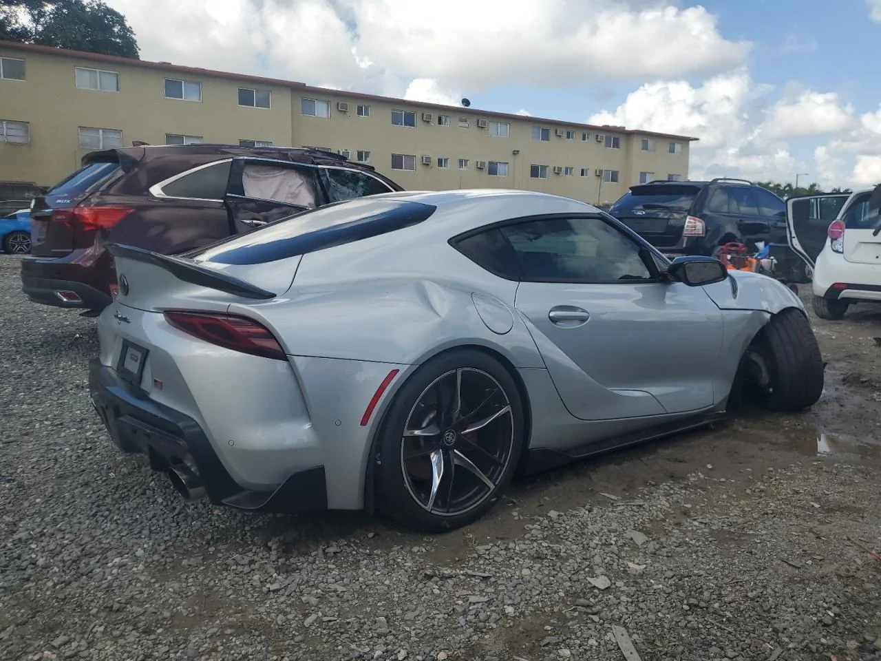 2020-Toyota-Supra-WZ1DB4C02LW030750-3.webp