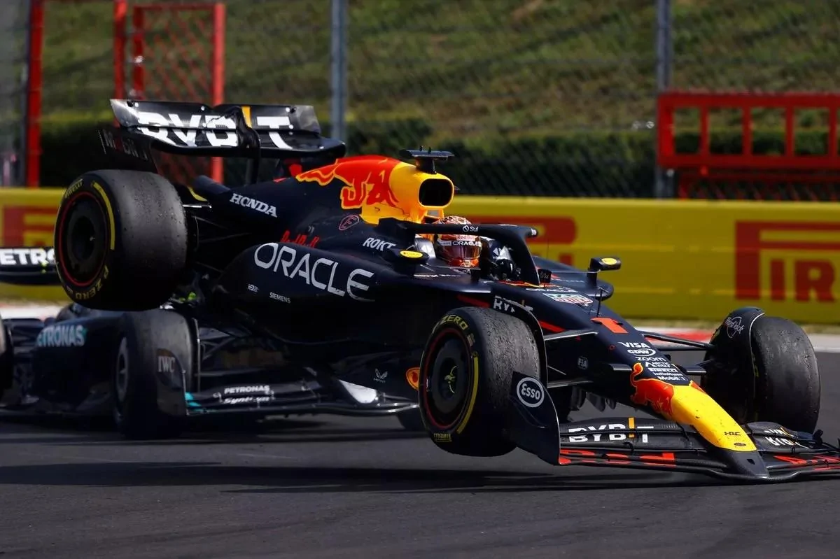max-verstappen-red-bull-racing.webp