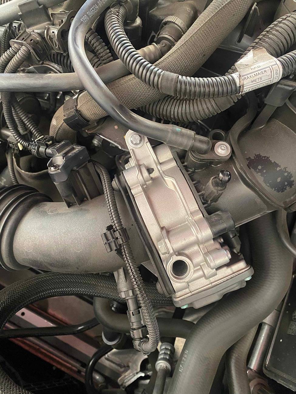 charge pipe top.jpg