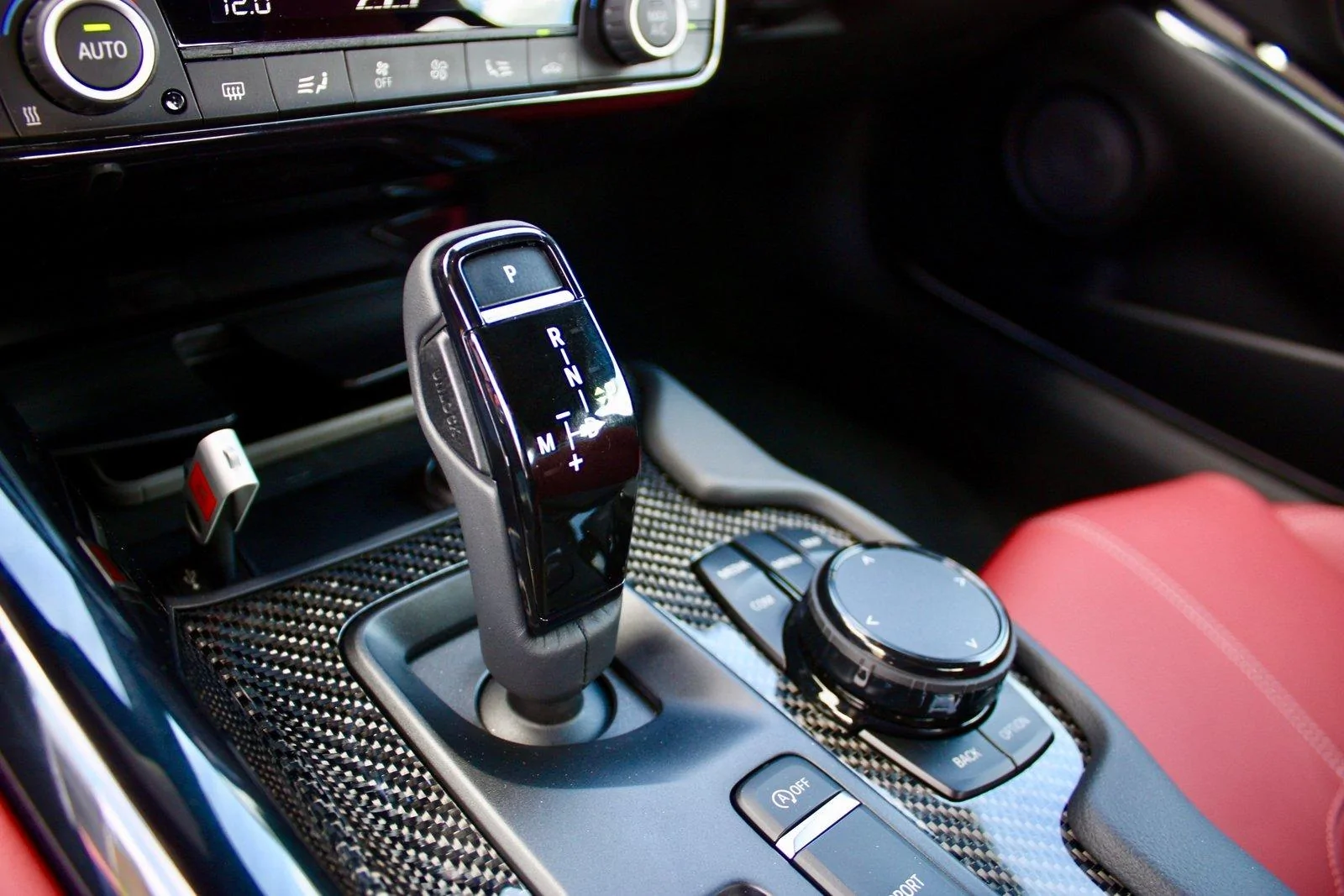 toyota-supra---drive-46_1600x0w.webp