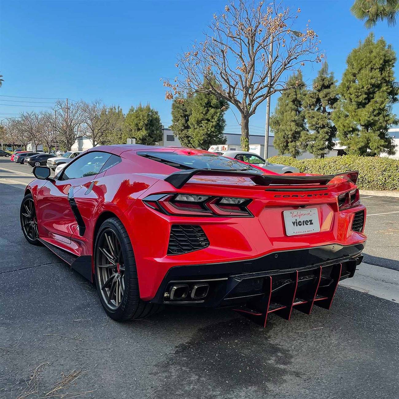C8 Z51 rear spoiler.jpg