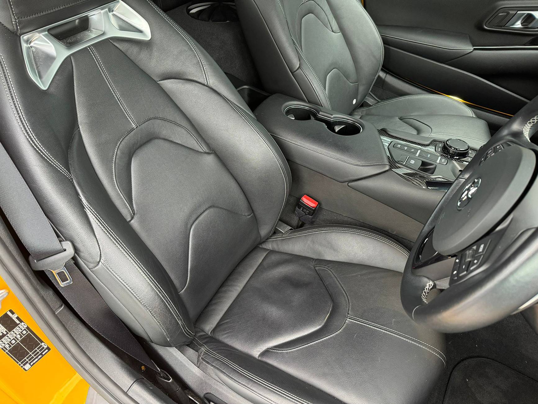 inside2.jpg