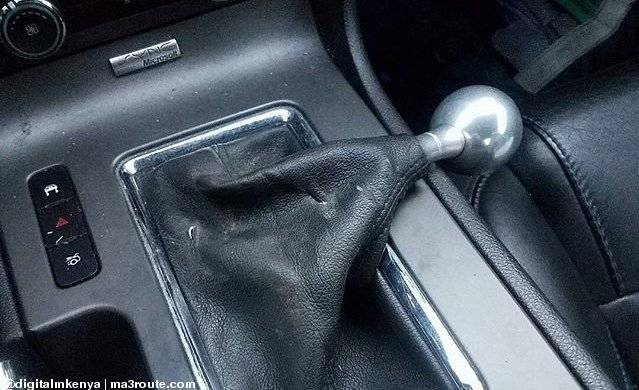 Gear-Shift-Lever-Broke.jpg