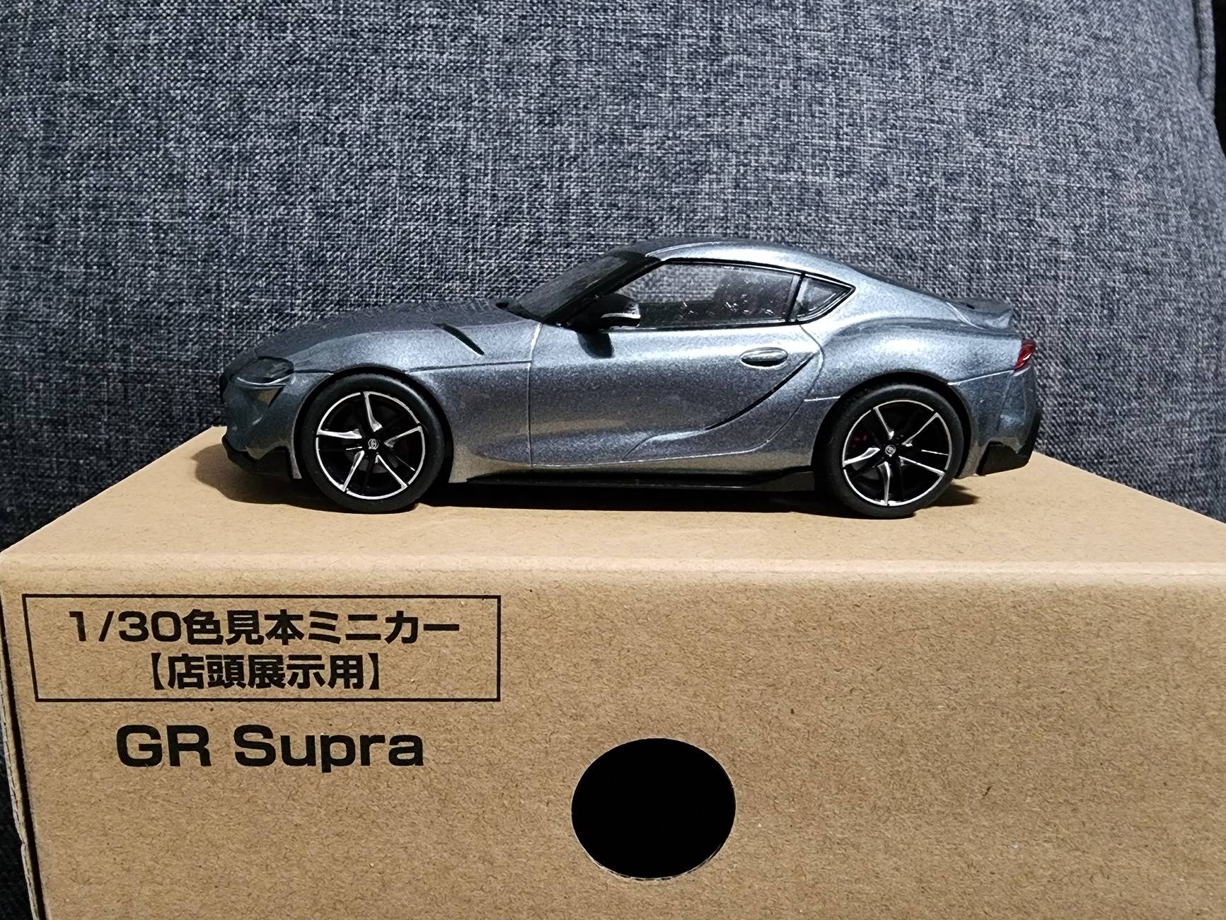 Silver - 000.jpg