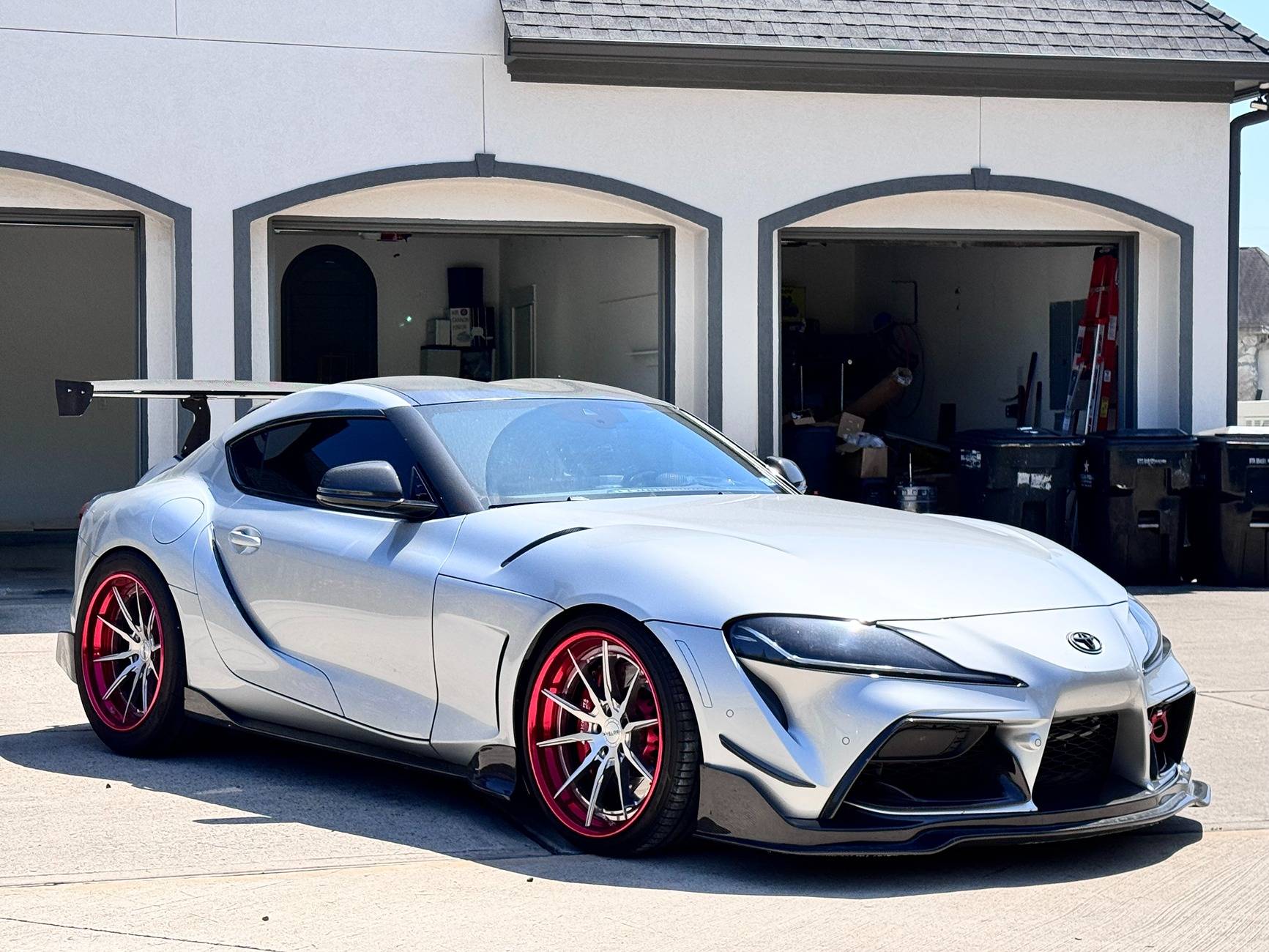 SUPRA FORUM 1.jpg