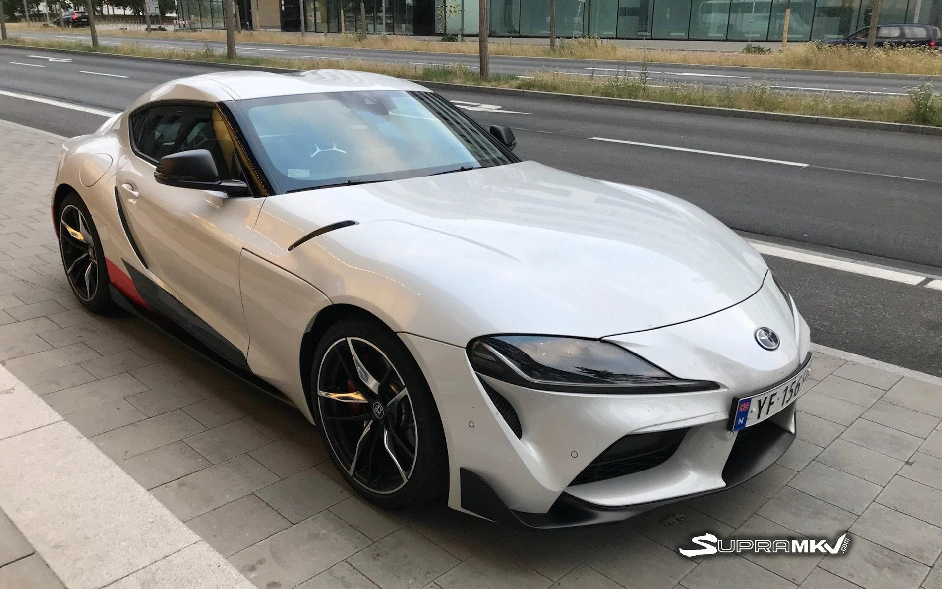 toyota-supra-a90_4.webp
