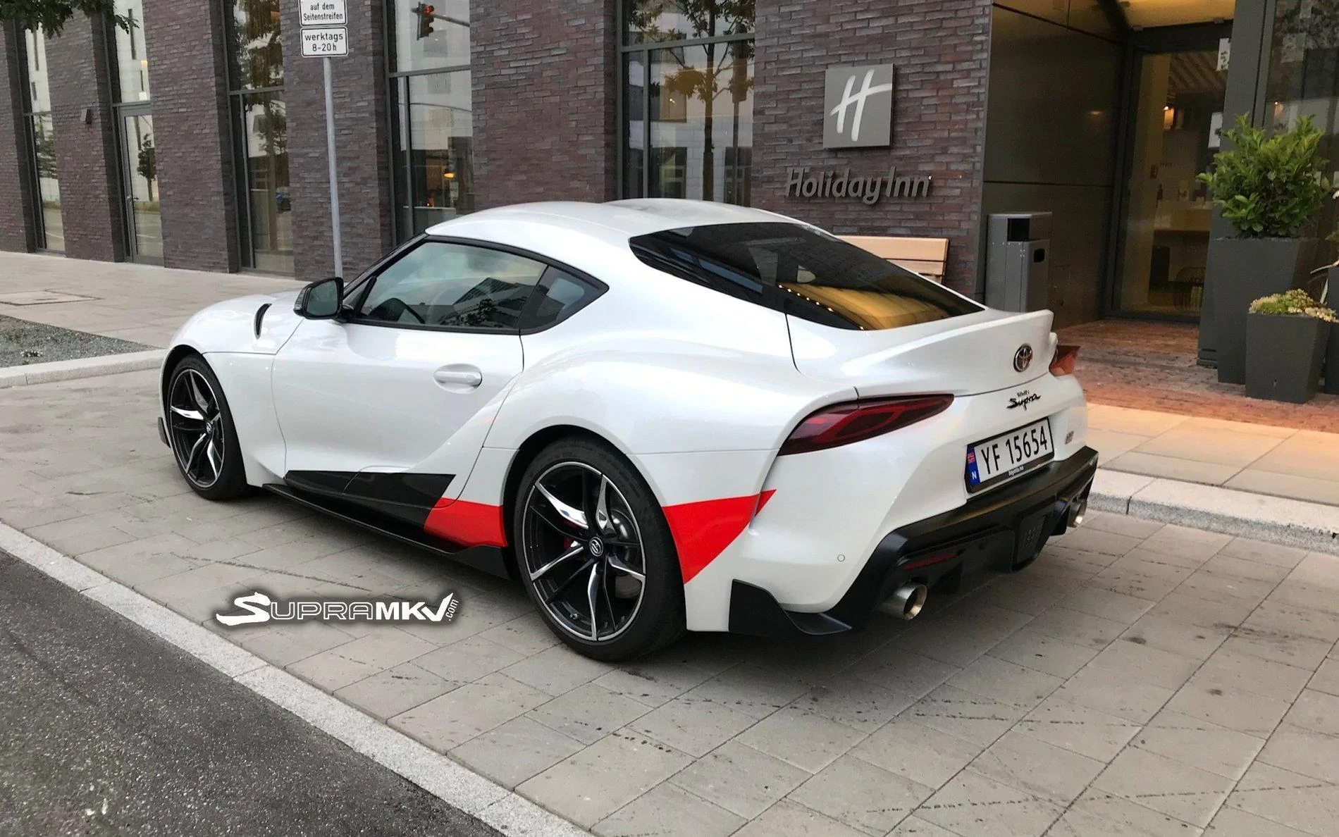 toyota-supra-a90_7.webp