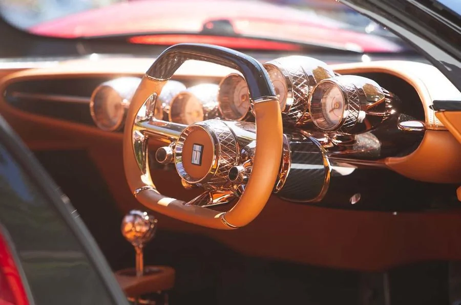 de-tomaso-9615n.webp