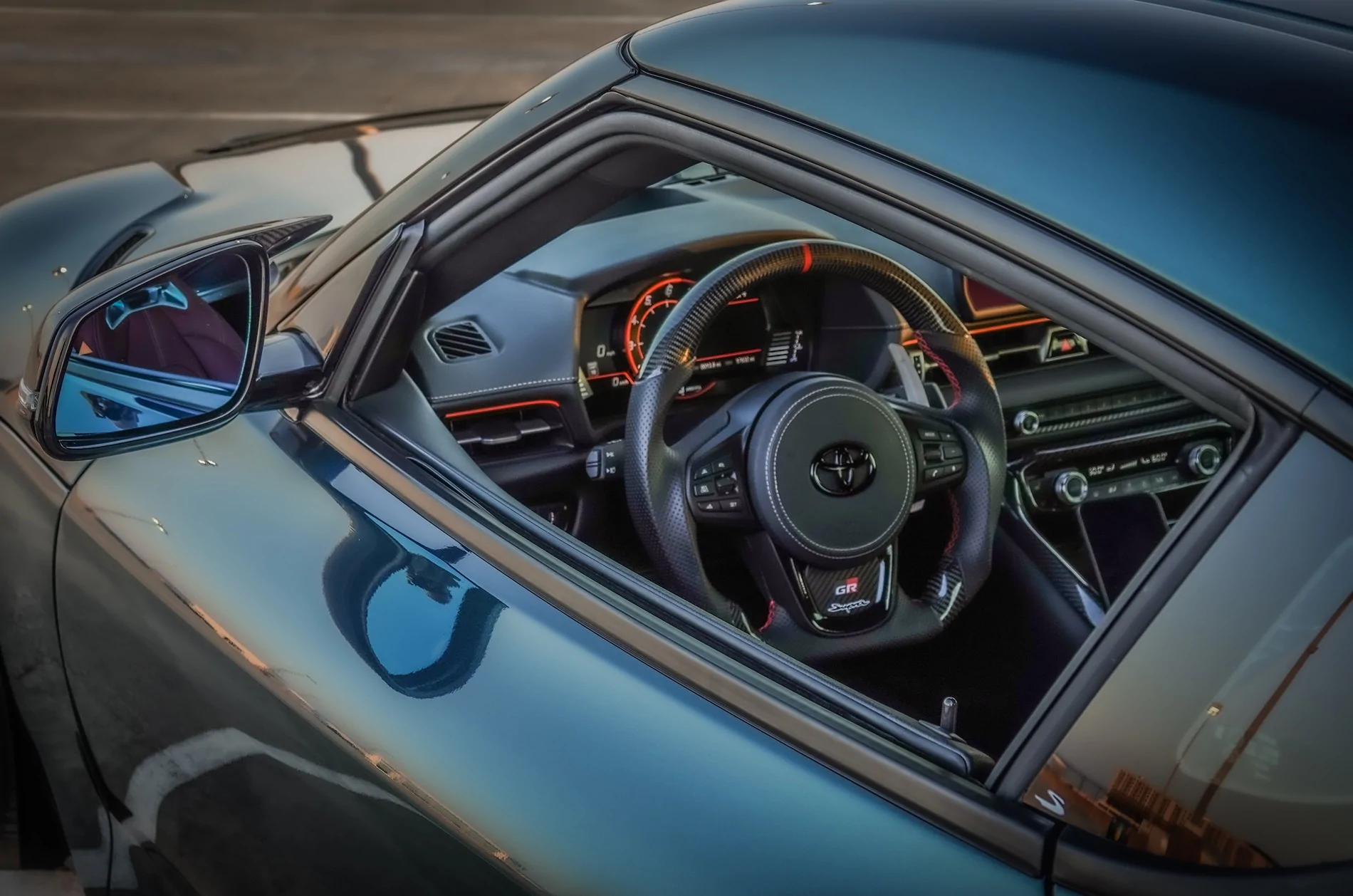 6B847D81-7C80-451D-BE4F-833BEB98EEA9.webp
